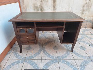 Scrivania in Legno