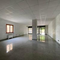 Rif.2460CA31720| negozio rottofreno