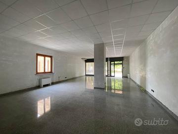 Rif.2460CA31720| negozio rottofreno