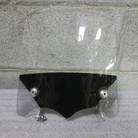 Parabrezza universale per moto