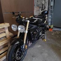 Triumph street triple 675