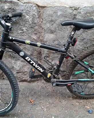 MTB 24" B'Twin Rockrider 700 - Freni a Disco