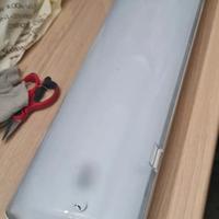 plafoniera a LED Beghelli stagna