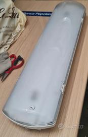 plafoniera a LED Beghelli stagna