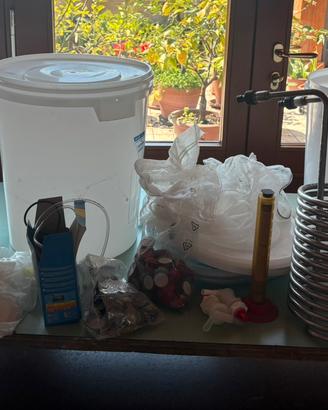 Kit birra pinta con 60 bottiglie