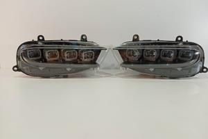Bugatti Chiron Fari FULL LED Matrix SX/DX completi