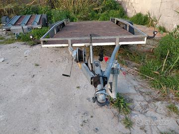 carrello portauto e merci