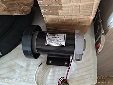 Motore 1,5hp 5A 220v DC