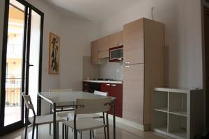 Mini appartamento arredato ingresso melilli