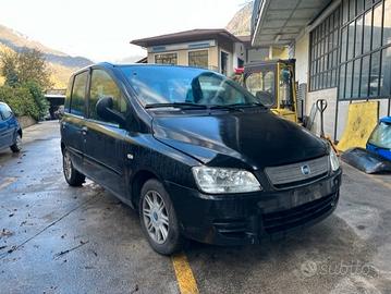 Ricambi Fiat Multipla 2006 nera 1900cc mjt