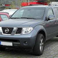 Parabrezza Pathfinder III serie R51 (05-12)