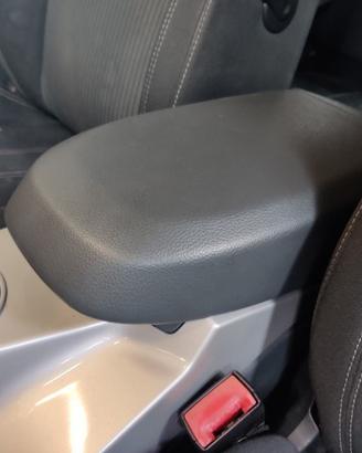 Poggia braccio FORD C MAX del 2011