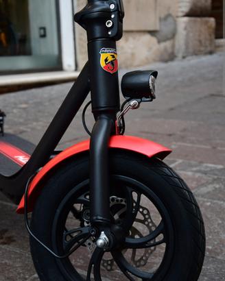 Monopattino elettrico Abarth 