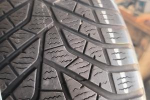 Gomme invernali 205/55/16 marca YOKOHAMA 