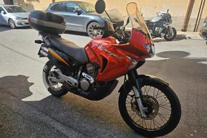 Honda Transalp 650 bauletto