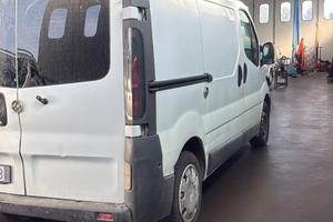 Furgone Renault traffic
