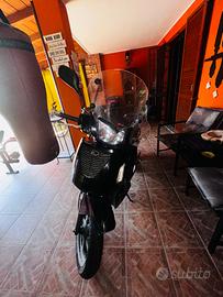 Kymco People 125i - 2011