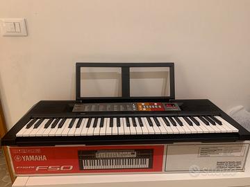 Pianola PSR-F50 Yamaha