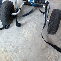 Carrellino per kayak