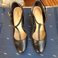 Scarpe nere in pelle