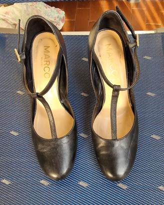 Scarpe nere in pelle