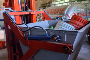 Muletto + benna trasporto uva