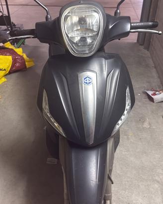beverly 300 motore out