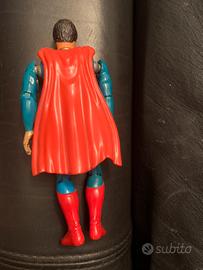 Superman mego calamitato