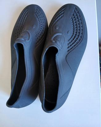 scarpe nuoto 