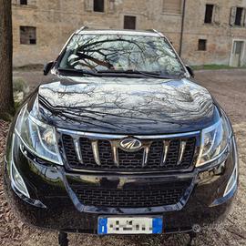 Mahindra xuv 500 W8 Awd