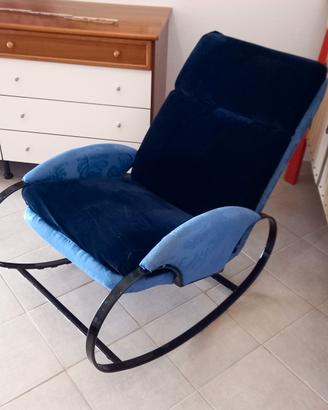 poltrona a dondolo 
