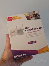 NETGEAR WiFi Range Extender