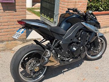 Kavasaki z1000 2010