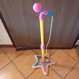 microfono me contro te