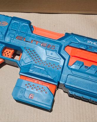 Pistola e mitragliatrice nerf con colpi nuovi 