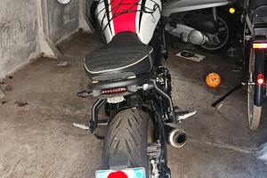 XSR 700 come nuova