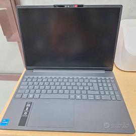 Portatile Lenovo IdeaPad Slim 3 15IRH10