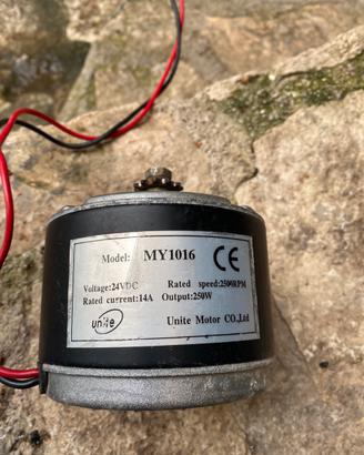 Motore brushed 250w 24v