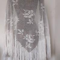 Enorme scialle vintage in lana filet