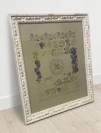 Quadro con abecedario a  punto croce con cornice 