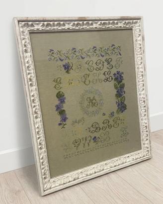 Quadro con abecedario a  punto croce con cornice 