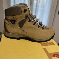 Scarponcini trekking uomo