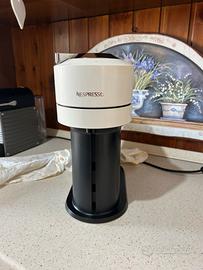 Macchina caffe Nespresso Vertuo Next