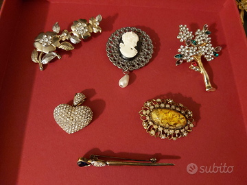 Lotti di bigiotteria vintage