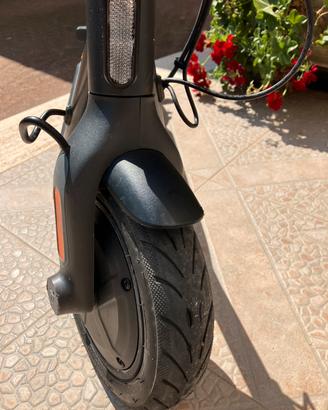 Monopattino Nineboot F25I
