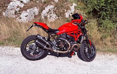 Ducati Monster 1200R