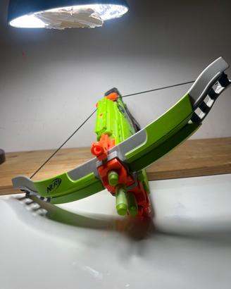 NERF ZOMBIE CROSSFIRE Balestra