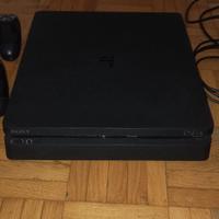 PlayStation 4 slim + gioco a scelta+ 2 pad