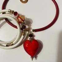 Collana e bracciale in vetro di Murano
