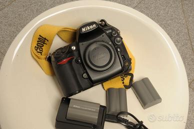 Nikon d700 (Nikon) body.